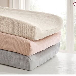 West Elm x pbk organic matelasse changing pad cover - blush